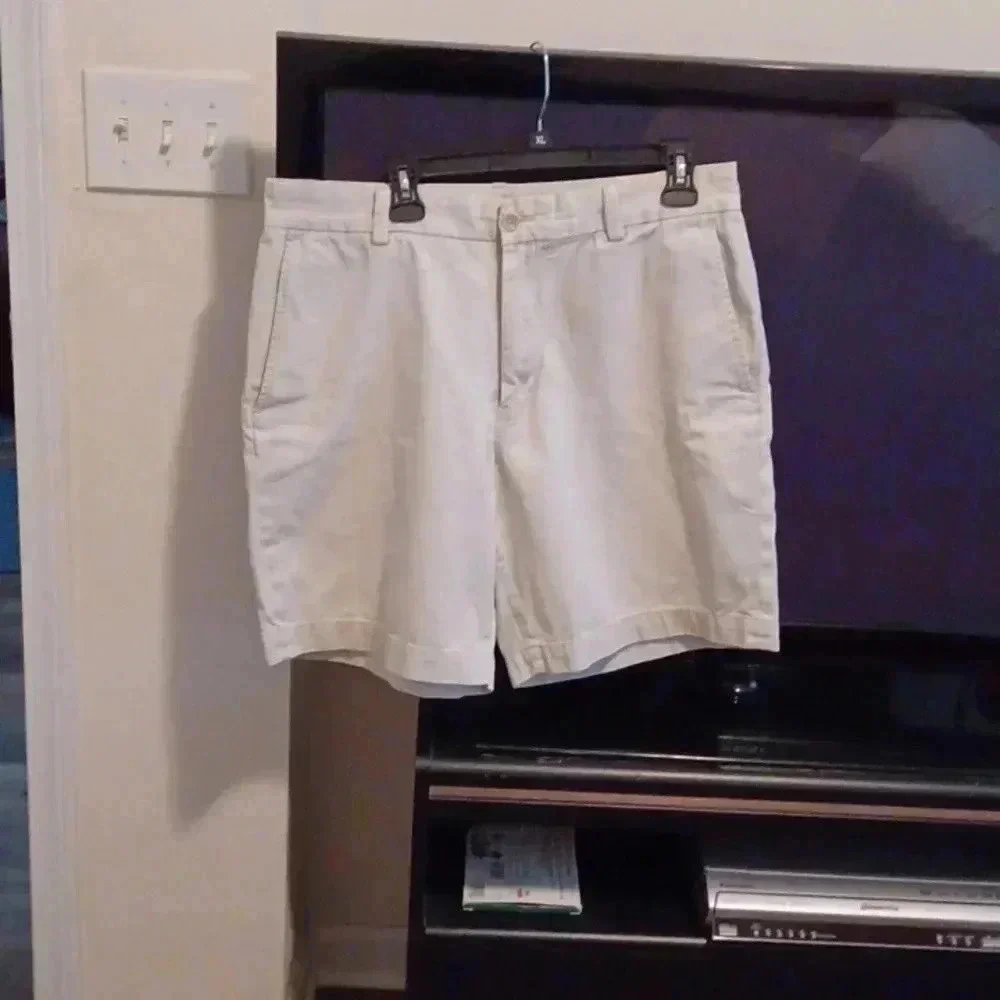 > Men's Banana Republic shorts Size 36 Cotton